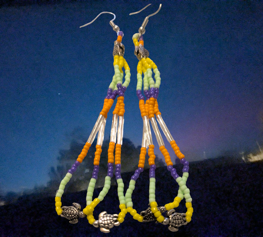 Handmade Beaded Dangle Earrings w/Sea Turtles